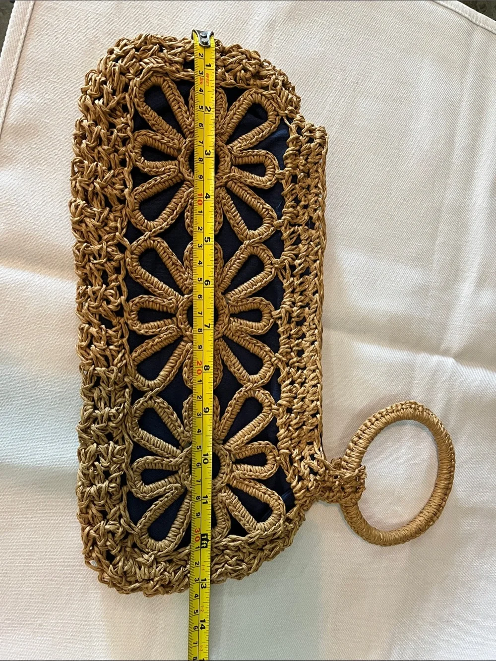Mud Pie Woven Straw Daisy Cutout Wristlet Clutch in Natural Blue lining Summer